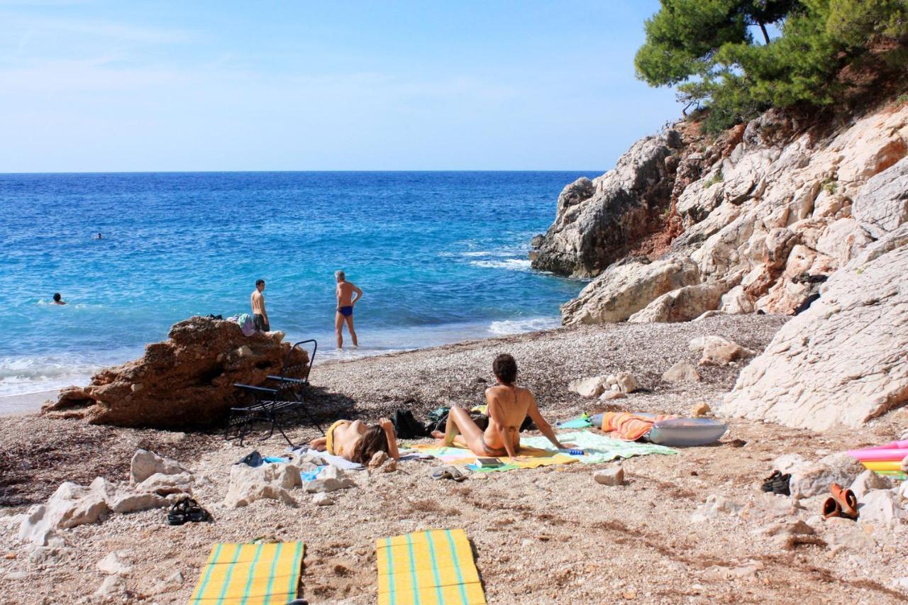 Apartments With A Parking Space Ivan Dolac, Hvar - 15784 外观 照片